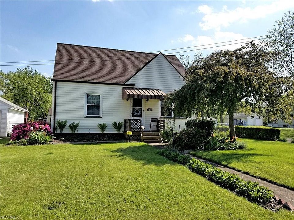 1st image of 1433 Palmer Cir NE