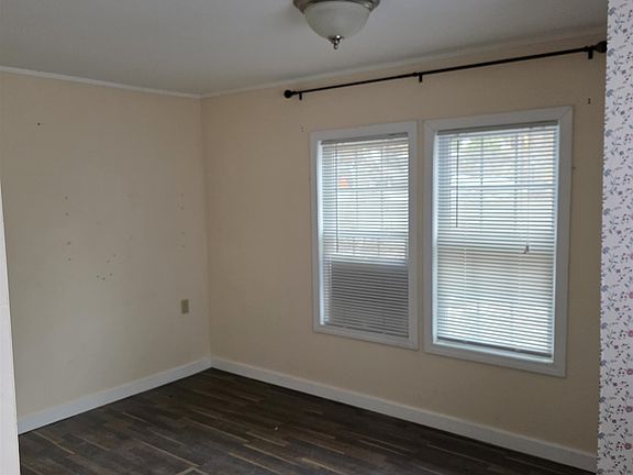 2nd image of 39 Tall Timbers Drive