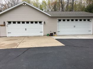 W10660 Pleasant Acres Ln, Summit Lake, WI 54485