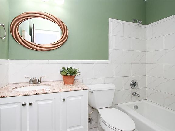 5th image of 2332 N Old Hicks Rd Unit 8