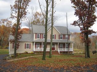 20 Blue Point Rd, Lloyd, NY 12528