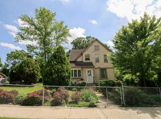 606 4th Ave, Joliet, IL 60433