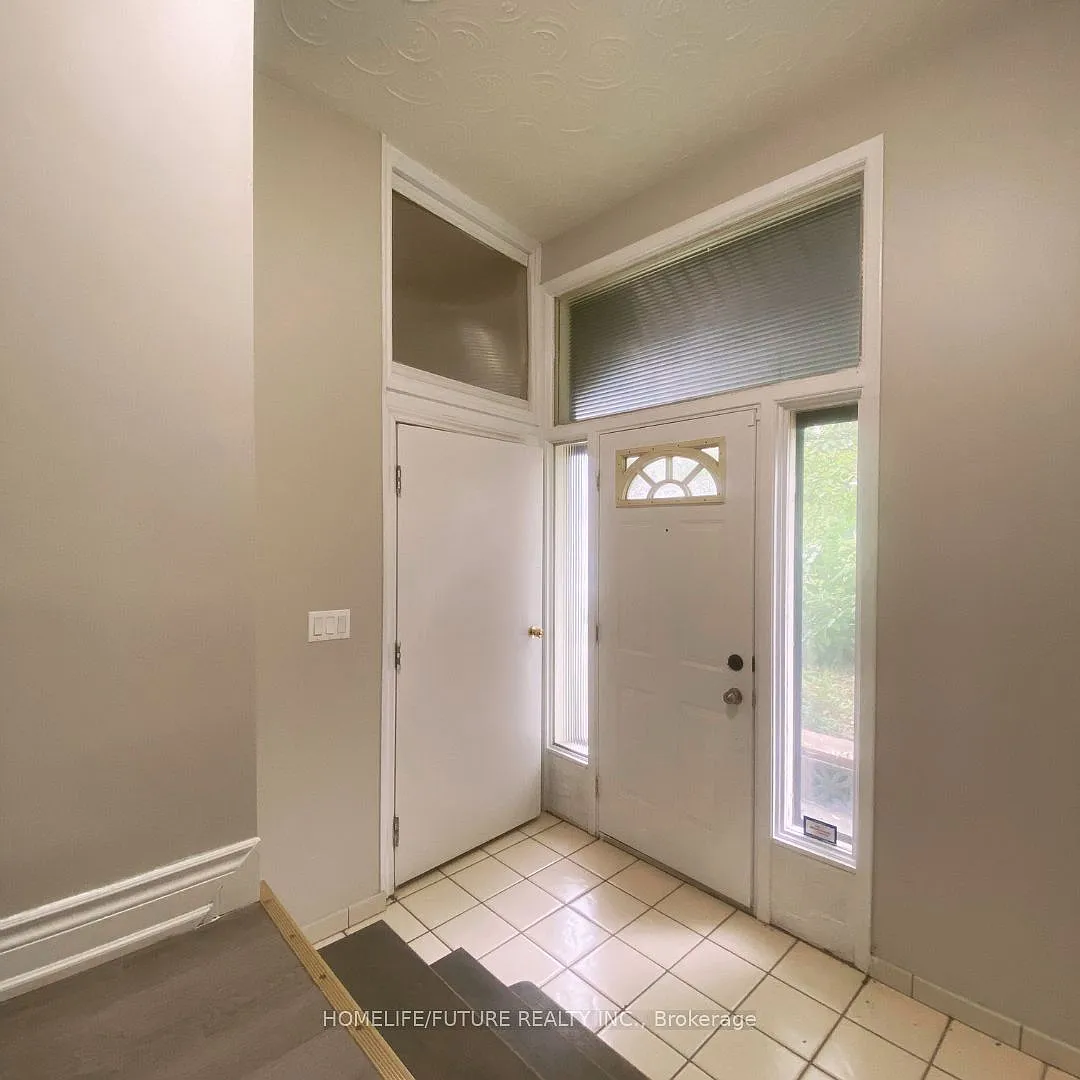 5 bed, $3,800 — Photo 2