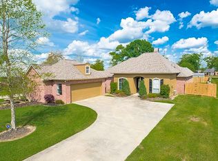 14348 Sommer Ln, Gonzales, LA 70737