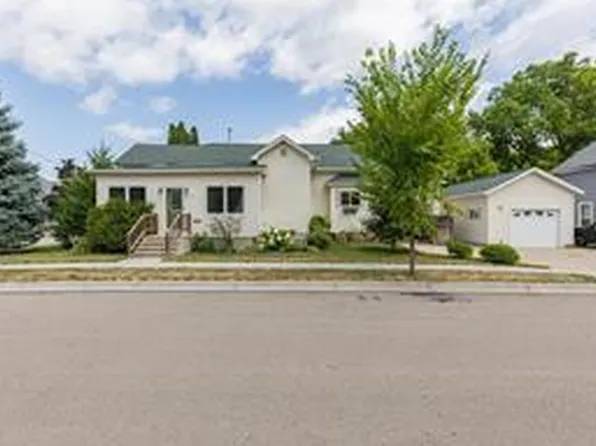 901 S Park St, Red Wing, MN 55066