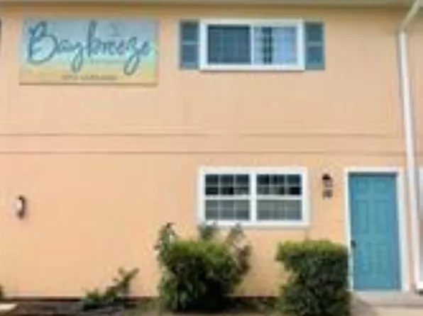 1914 Larrabee St #1, Seabrook, TX 77586