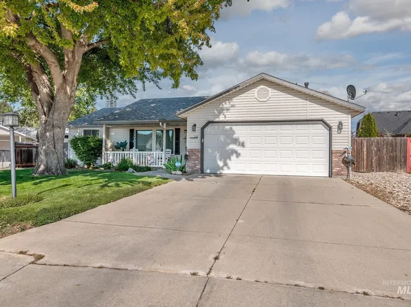 242 N Moraine Ave, Eagle, ID 83616
