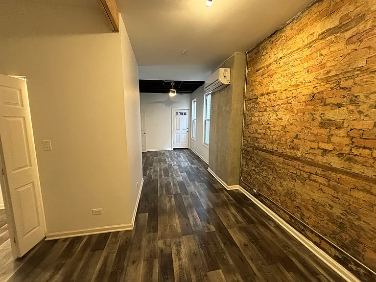 2635 S Princeton Ave #3R — Photo 3