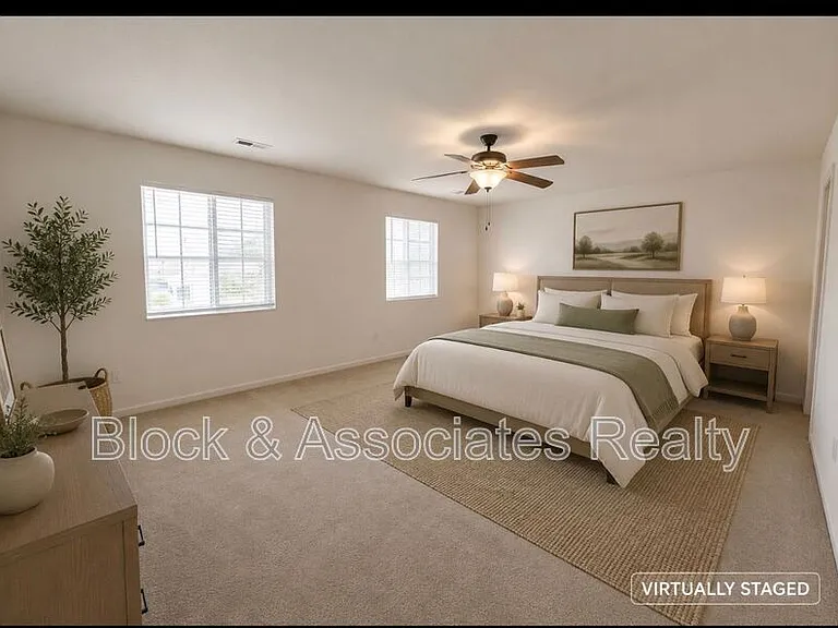 3723 Shepway Loop — Photo 7