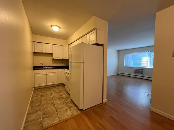 2342 Austin, 2342 S Austin St APT 104, Milwaukee, WI 53207