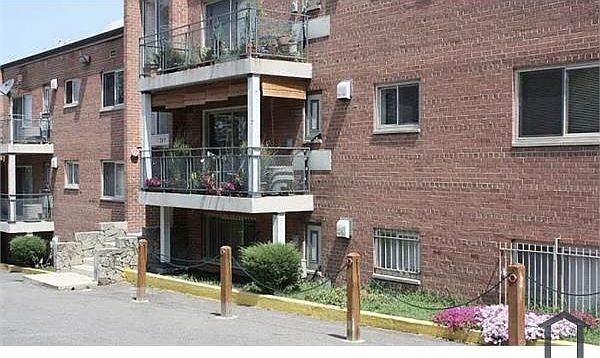 2nd image of 2610 Wade Rd SE APT 106