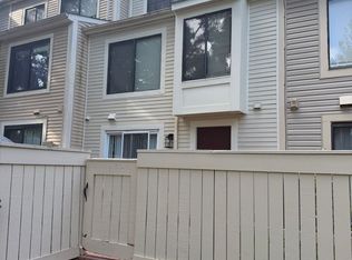 8872 Welbeck Way, Gaithersburg, MD 20886