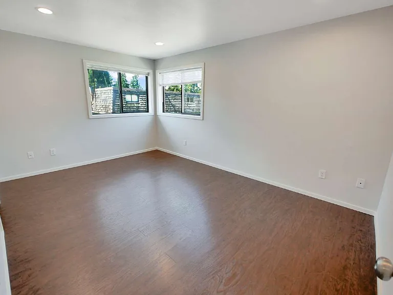20520 76th Ave W #B — Photo 13