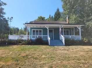 1374 E Marrowstone Rd, Nordland, WA 98358