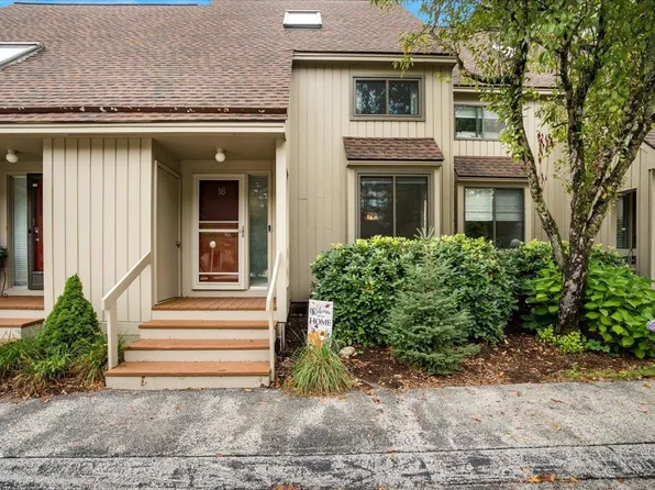 16 Ascot Court #107, Bedford, NH 03110