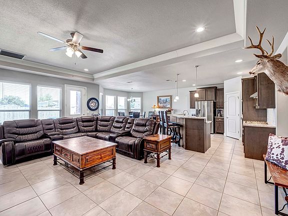 4th image of 1507 Overshine Ln