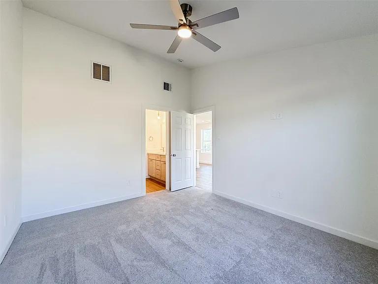 2726 Discovery Trails Ct — Photo 21