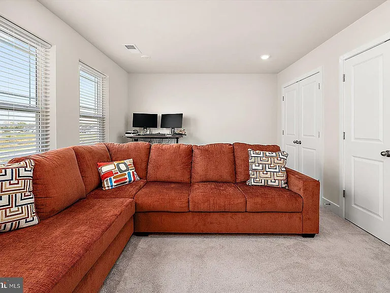 34207 Graham Cir — Photo 22
