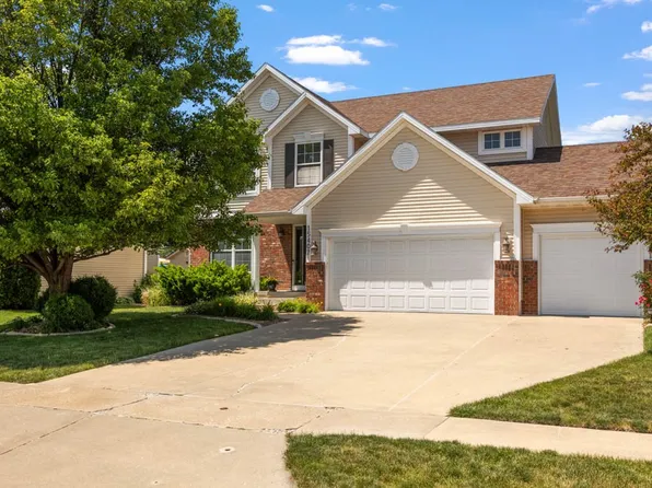 15407 Prairie Ave, Urbandale, IA 50323
