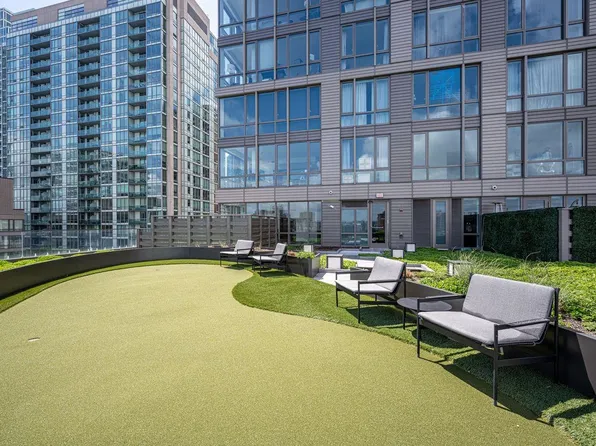 75 Park Lane South image 32 of 50