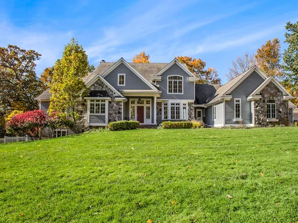 7540 Alaska Rdg SE, Alto, MI 49302