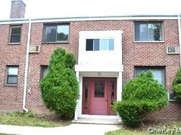 21 Lawrence Drive #A, White Plains, NY 10603