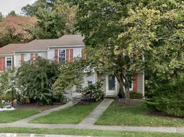 1649 Fieldthorn Dr, Reston, VA 20194