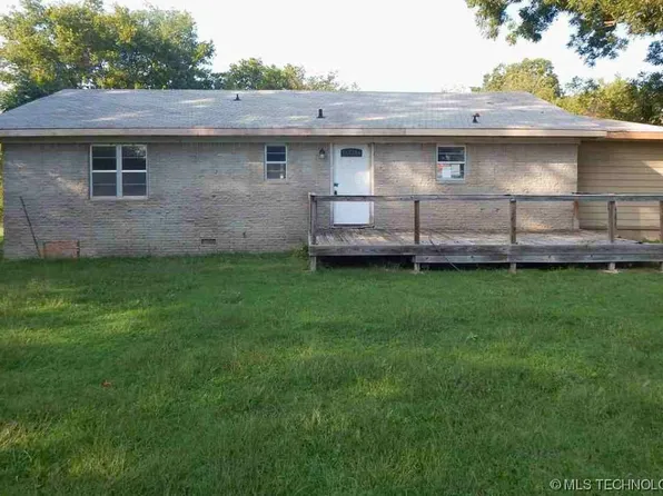 407325 Highway 266, Henryetta, OK 74438