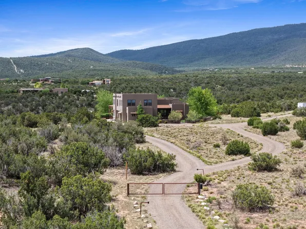 8 Vista La Madera, Sandia Park, NM 87047