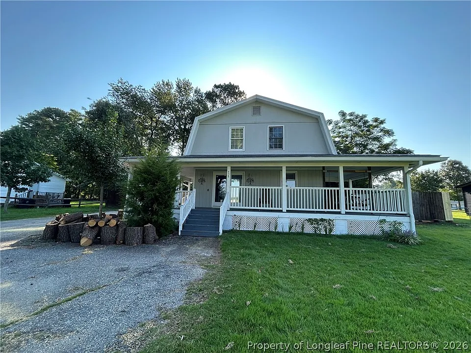 438 W Palmer St