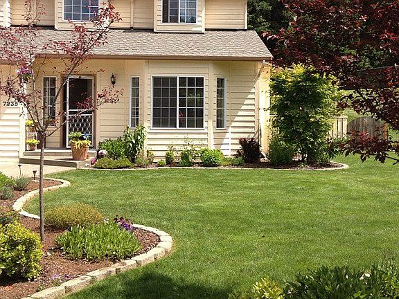 2nd image of 7235 Bonnieville Pl SE