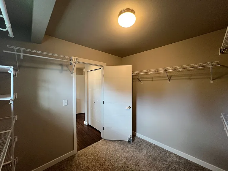 514 Fielding Ct — Photo 26