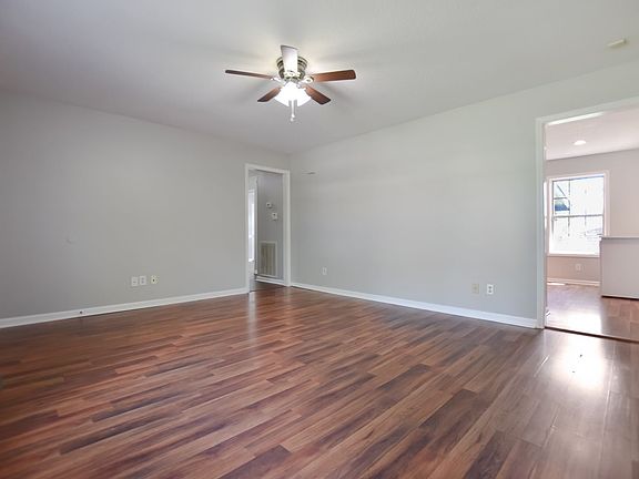 5th image of 1799 Needmore Rd