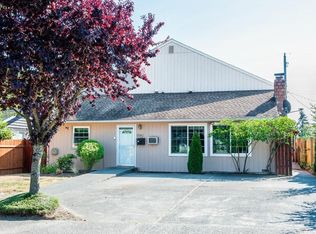 9340 31st Pl SW #B, Seattle, WA 98126