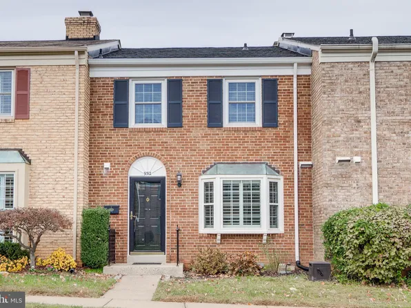 9312 Clanbrook Ct, Fairfax, VA 22031