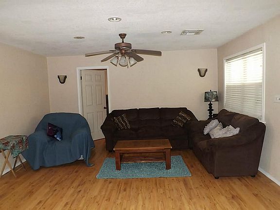 5th image of 20977 S Sabine Dr