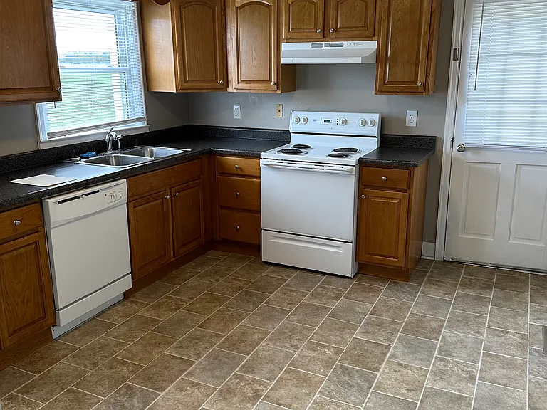 3798 Winchester Rd — Photo 15