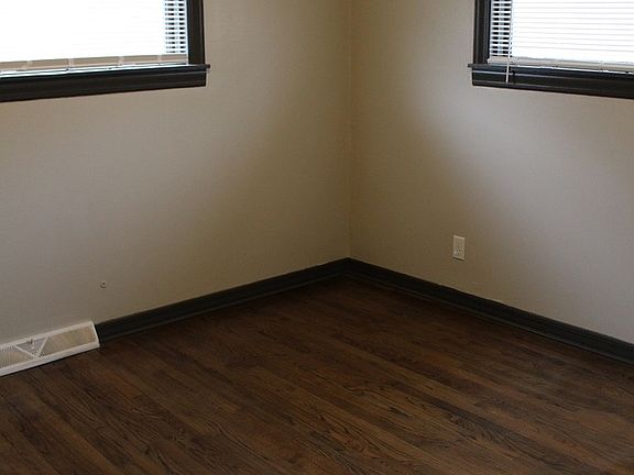2nd image of 2774 Benton St