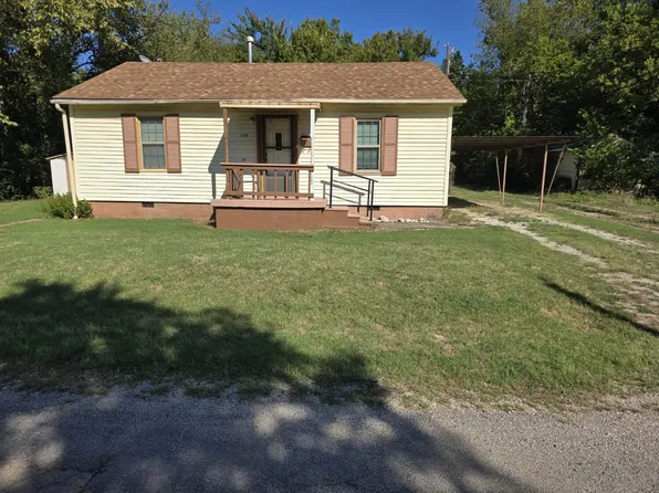 1104 8th St, Pawnee, OK 74058