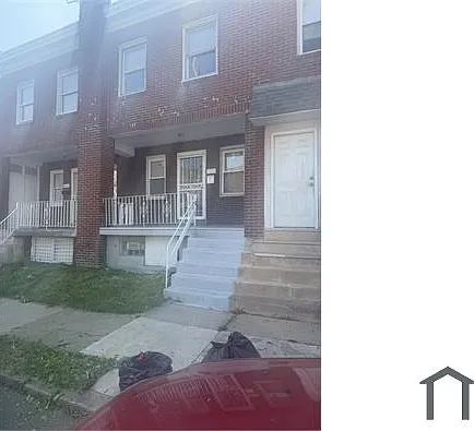 5236 Marlow St — Photo 2