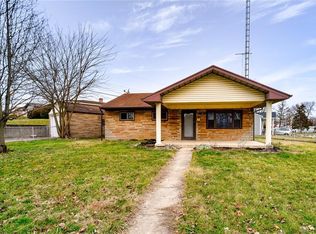 153 Dellwood Dr, Fairborn, OH 45324
