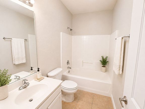 5th image of 4024 Claymore Ln