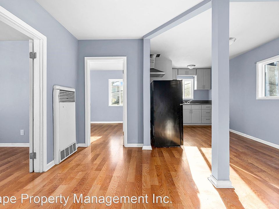 1st image of 527 W Hyde Park Blvd #101