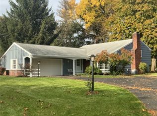 25 Saxony Rd, Pittsford, NY 14534