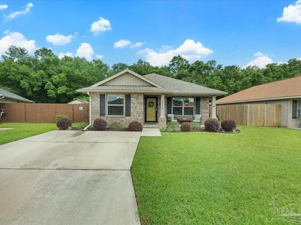 5116 Carmell Ridge Cir, Milton, FL 32570