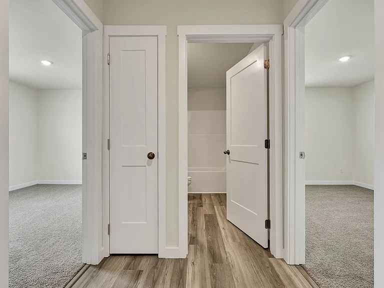 576 Fox Den Cir — Photo 11