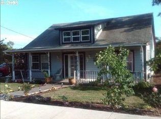 502 E Main St, Carlton, OR 97111