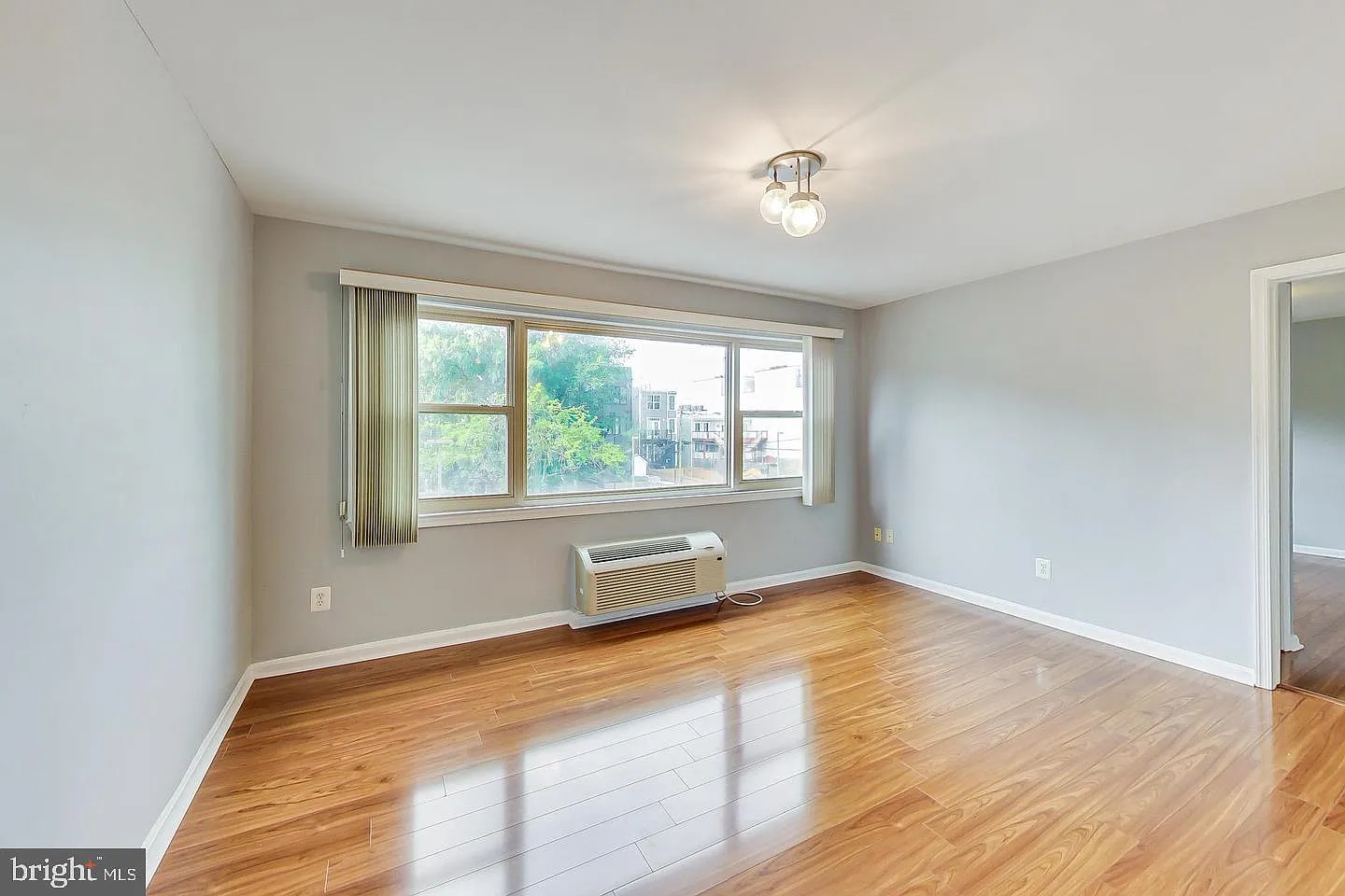 Kennedy Flats — Photo 4