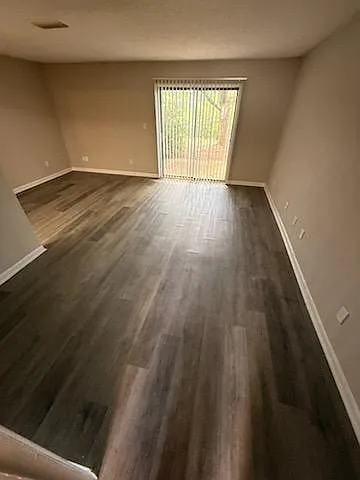 3392 Fairway Oaks Dr #E — Photo 3