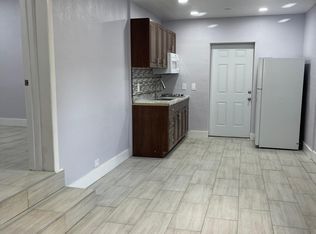 1230 NW 70th St #B, Miami, FL 33147